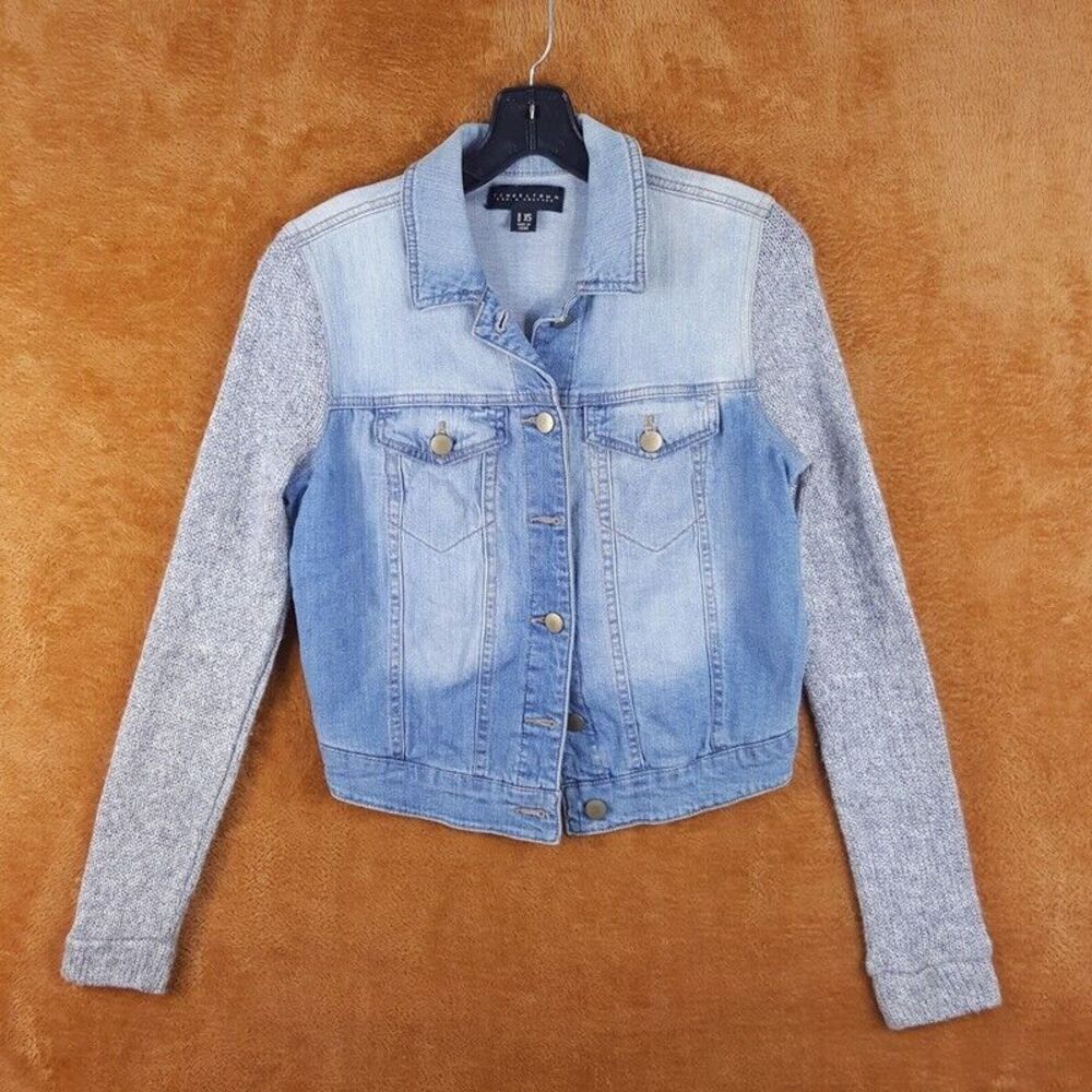 TINSELTOWN Womens Jean Jacket XS Light Wash Sweater Sleeve Stretch Denim Pockets